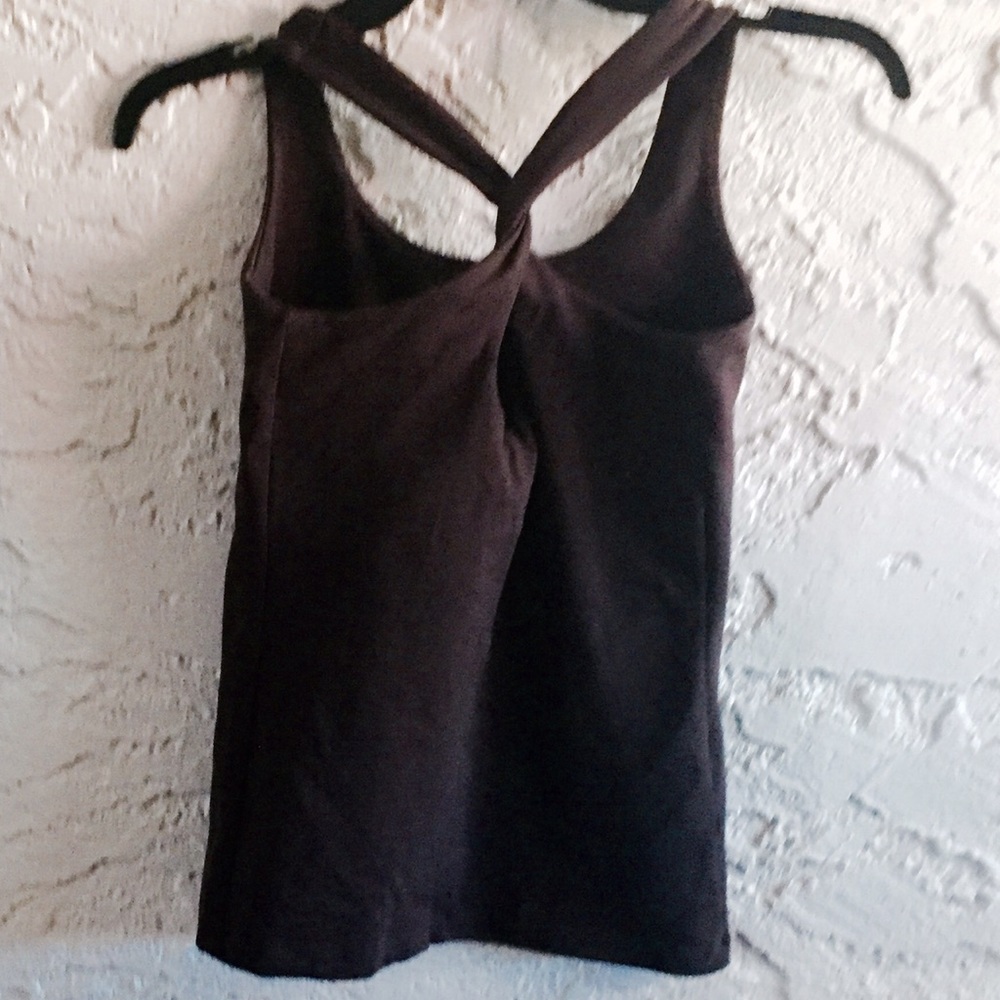 Tyoga Twist Back Yoga Top